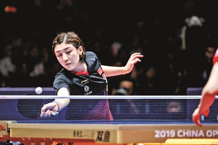 宝安：以体育的力量“领湾奔腾”