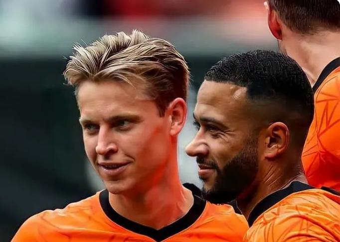 拥有最好的后防，却缺乏中锋，郁金香军团能否摘掉无冕之王的帽子