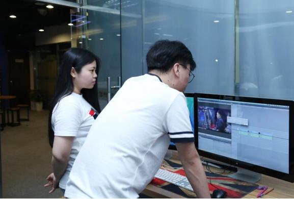 性格内向的人注定适应不了职场,性格内向的人怎么混职场