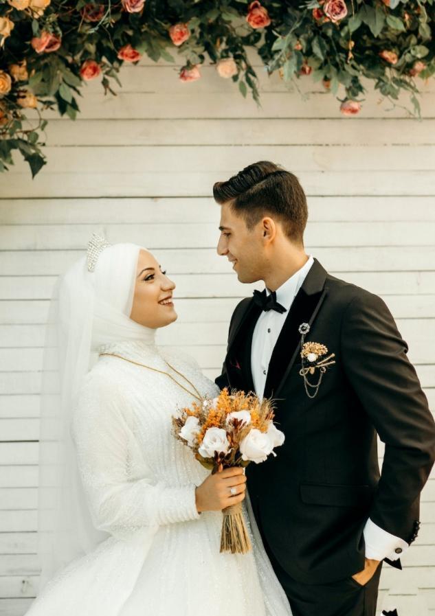 我,巴铁小伙谈中国女友,初次去她家竟“*戏调**”了小姨子,太尴尬