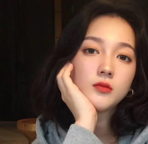 《抗日烽火》22第22回观诗词内心难平静去绣房直接找桂兰