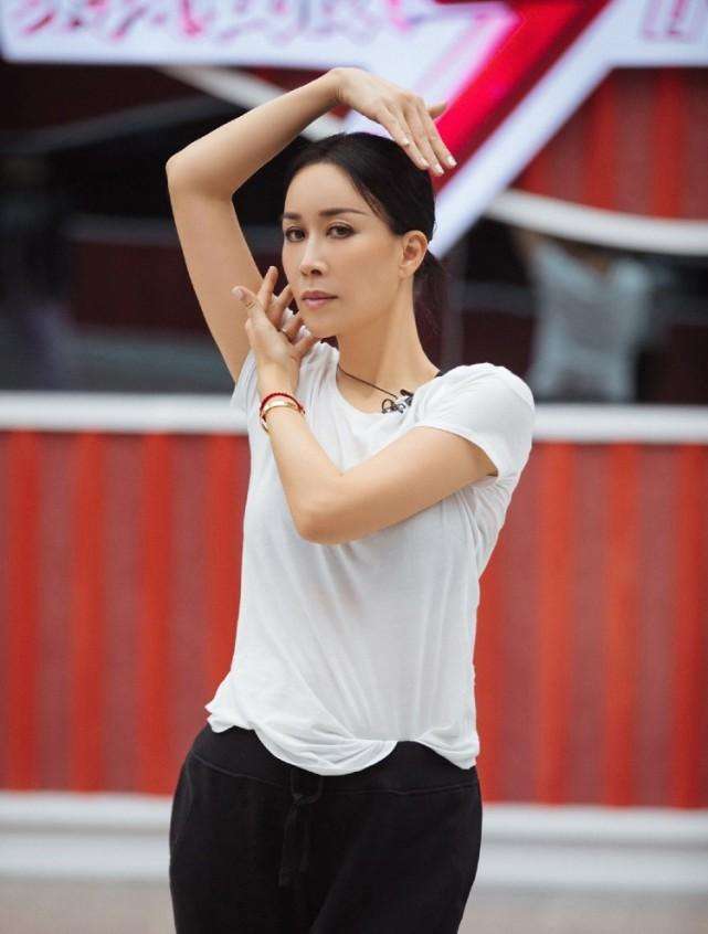 孟桐与那英结婚时多少岁,那英和孟桐婚姻状态