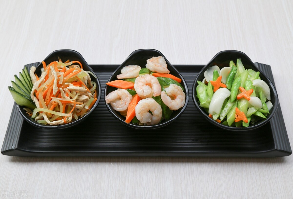 白醋和盐泡蔬菜有什么功效,盐水洗果蔬的功效