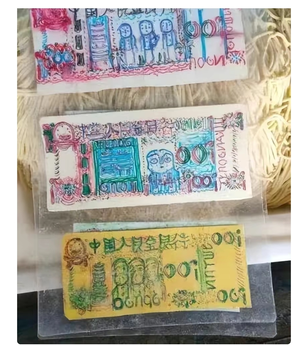 手绘钞票买面条,手绘人民币买面条