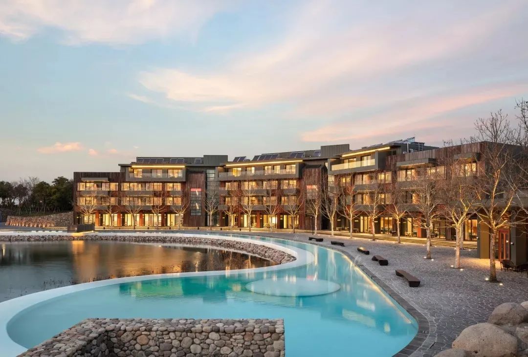 康养视线|两种“康养+”消费业态康养酒店和养生酒业，是怎样做的