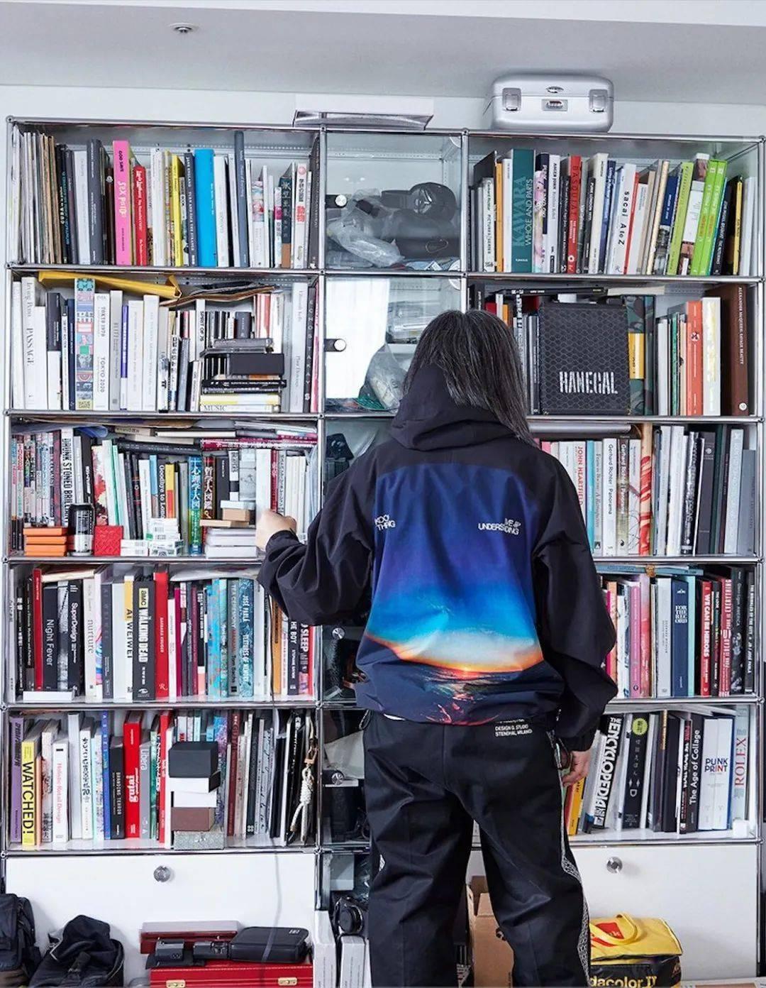 走进潮流之家——潮流艺术与现代居家空间美学｜极次元文化