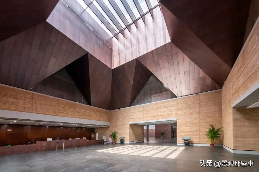 中空玻璃和真空玻璃哪种隔音好,真空玻璃和中空玻璃差别有多大