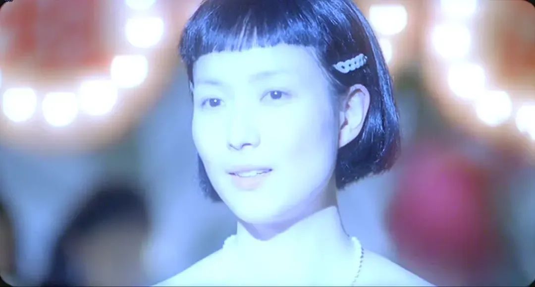 对不起，她被封神，不是「爽剧」