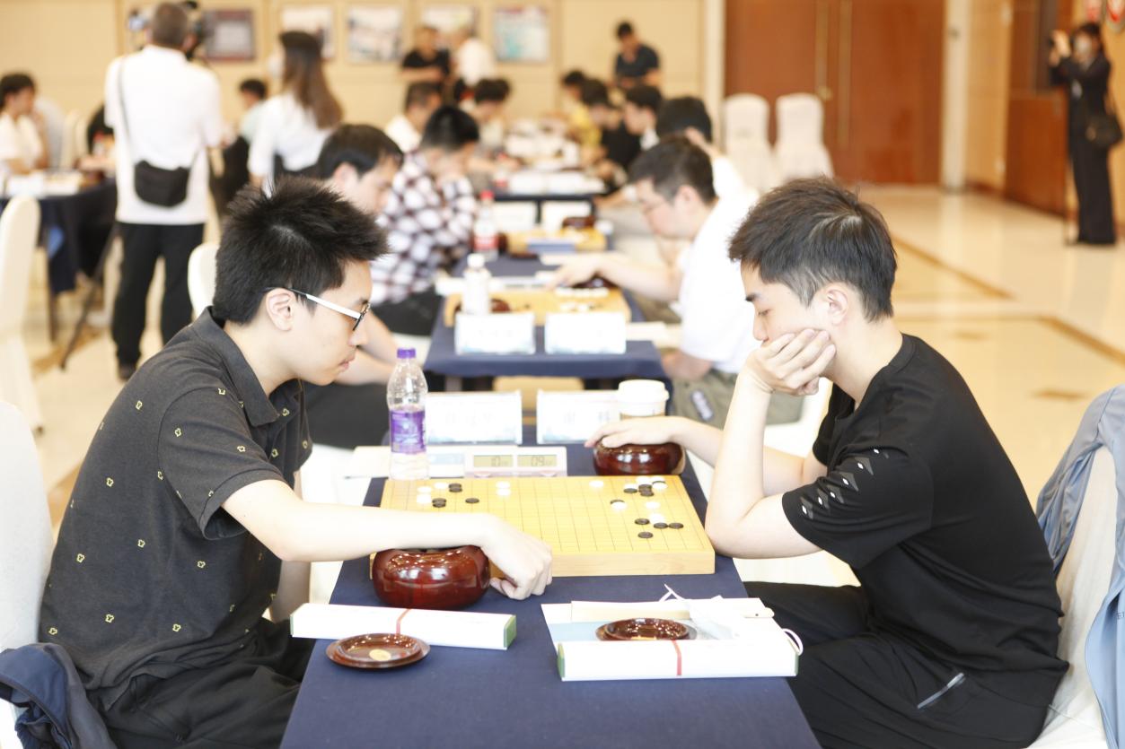 阿含桐山杯进入十六强的00后棋手,阿含桐杯最新比赛