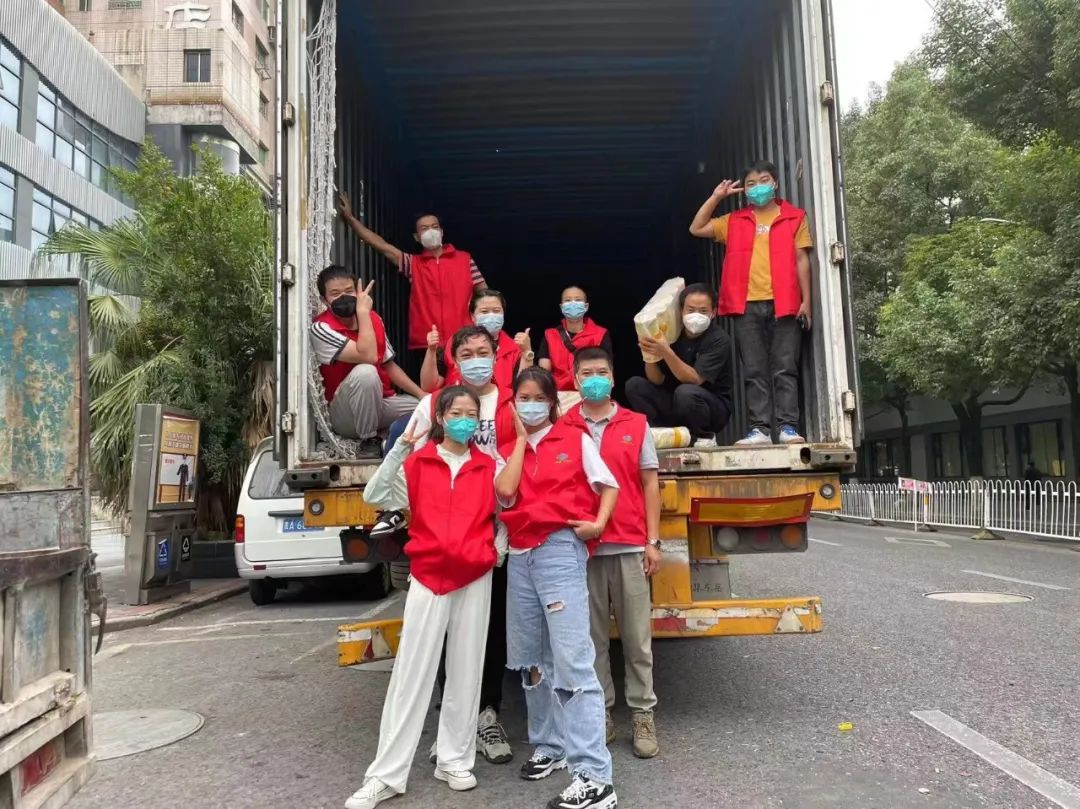 π·抗疫丨观山溯溪龙吟乌啼守得云开见南明