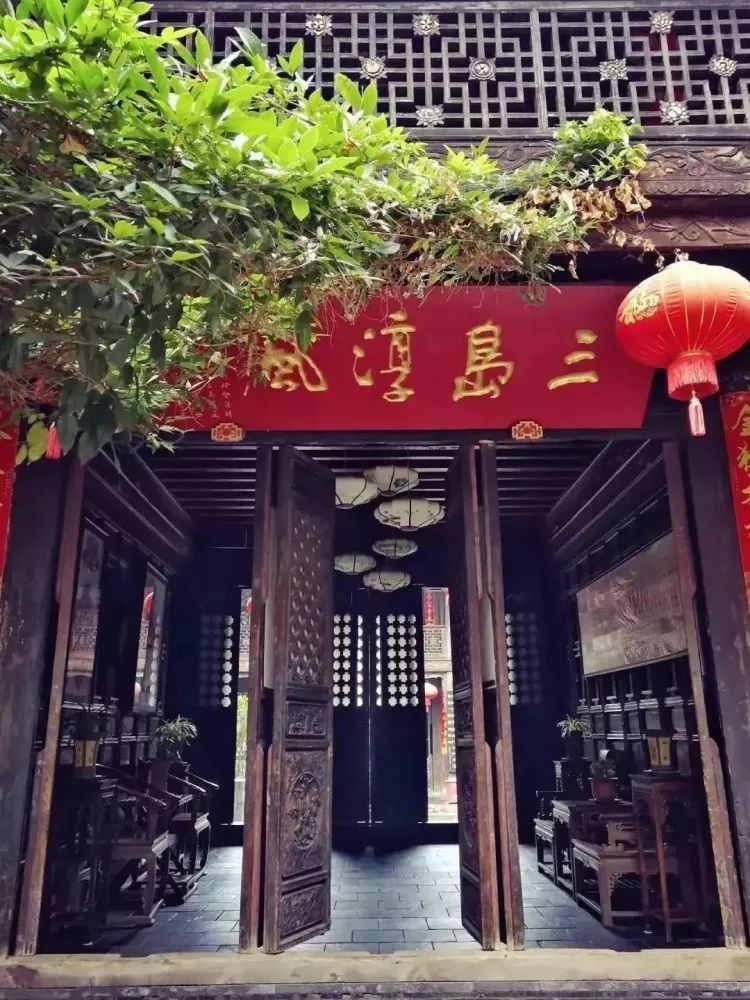 昆明市里哪些餐厅好吃又实惠,昆明100家餐厅名单