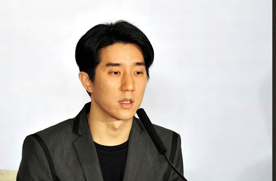 “异类”星二代，顶着父母光环却不务正业，违法被捕、同性结婚