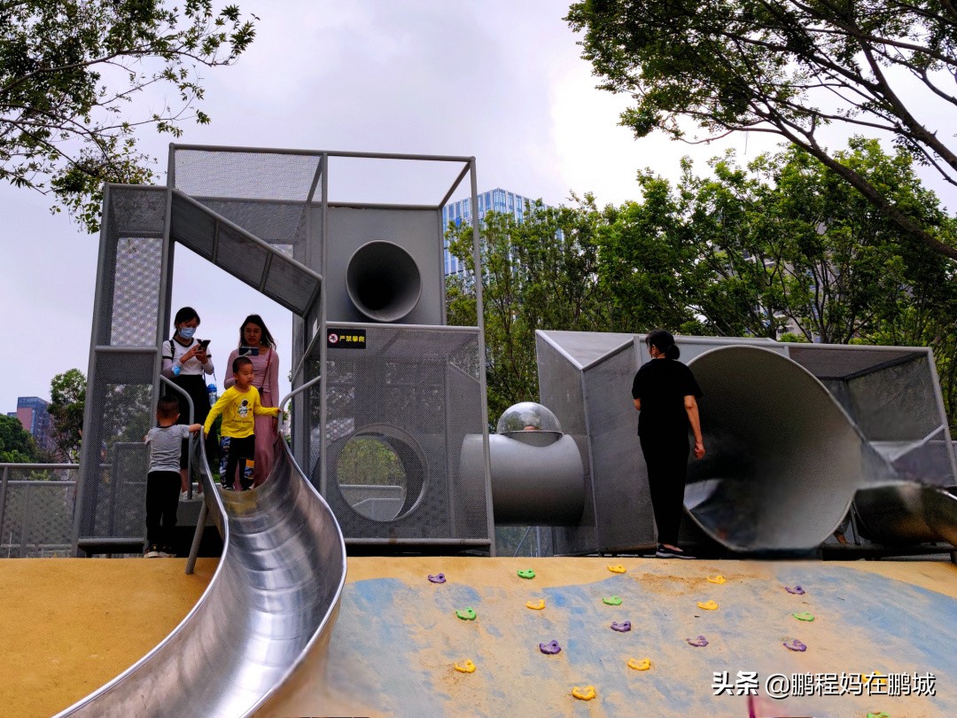 观澜最近翻新过的公园,龙华观澜中心公园