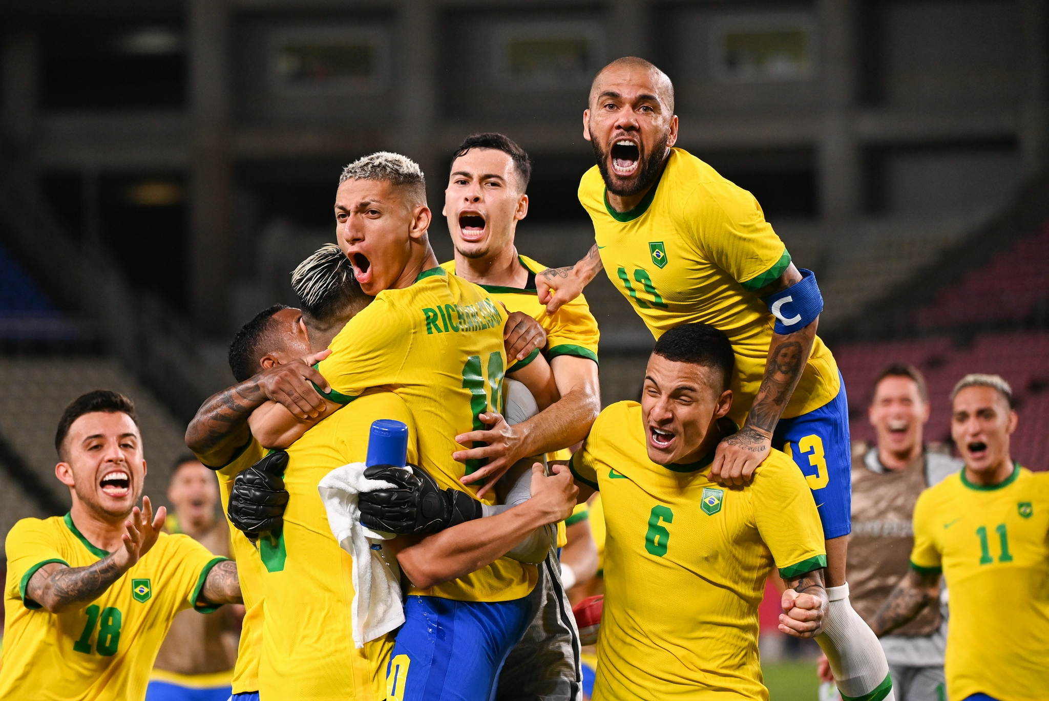 巴西足球队无缘奥运会,巴西足球为什么20年无冠