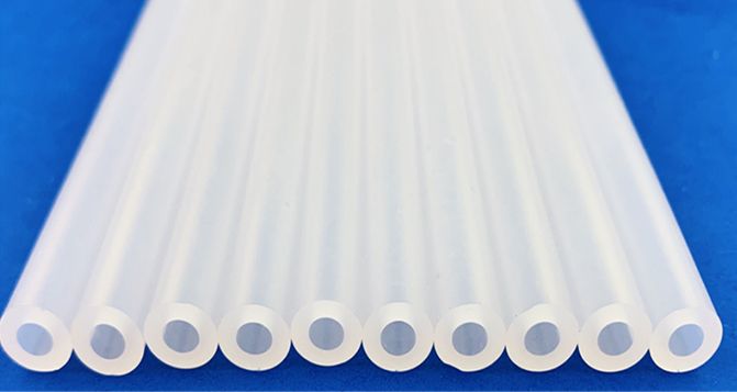 PVC跟硅胶管有什么区别,pvc与硅胶管哪个更健康安全