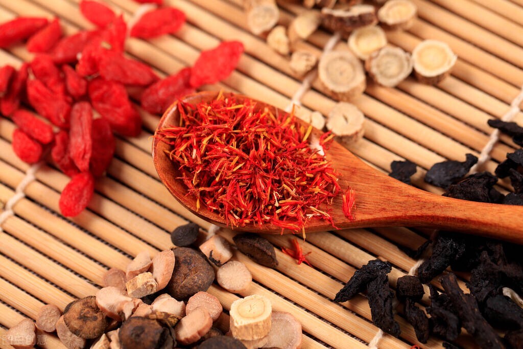 土方法治风湿性关节炎,风湿性关节炎该怎么治疗