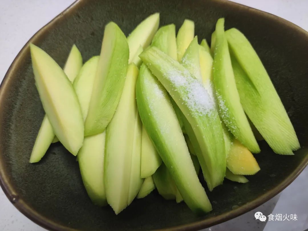 遇到它别手软，一生津止咳，二保护视力，三缓解便秘，不懂吃可惜