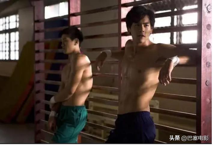 有一种性感，是男明星们的翘臀，恰到好处的刚刚好