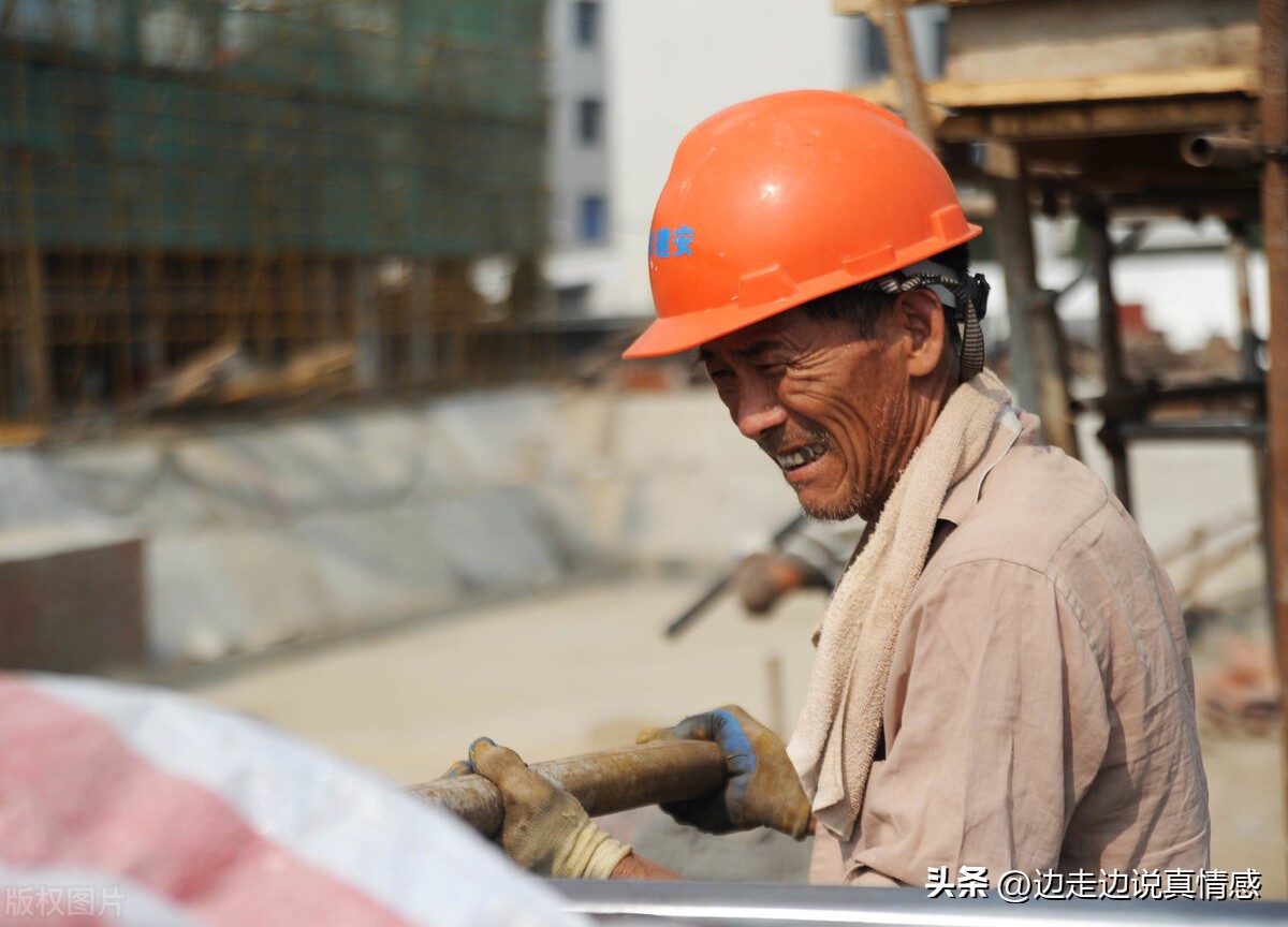 机关单位占用双休日加班违法没,周六加班算在绩效违法吗