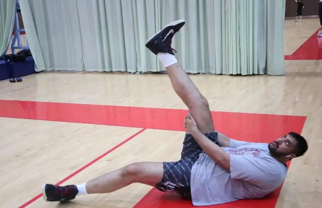 快来看看你拉韧带的姿势正确吗,拉韧带的方法与技巧