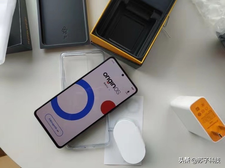 千元机的“卧龙凤雏”：堪称性价比之王，买了就赚到了