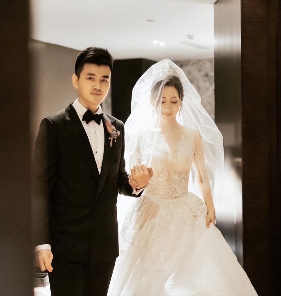 新闻联播主持人严于信个人资料,主持人严于信个人照片