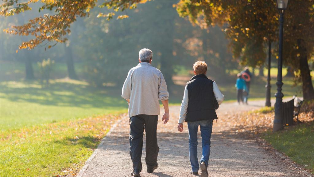 那些每天都走1万到2万步的人，最后都怎样了？医生：或有3种后果