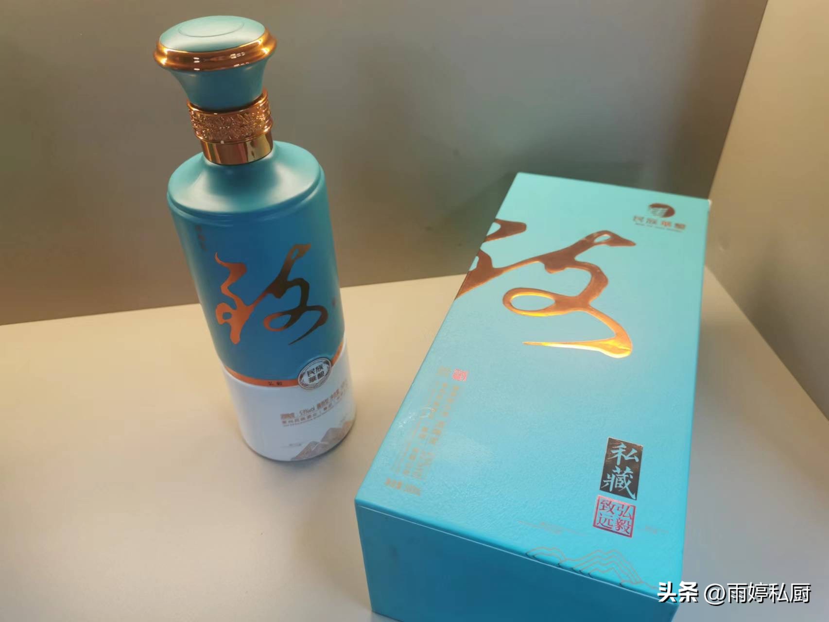 中秋白酒推荐200到300,中秋送酒200多一箱推荐