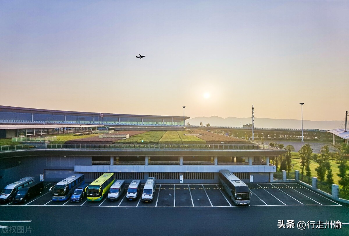 重庆江北机场发展现状,重庆江北机场存在的问题