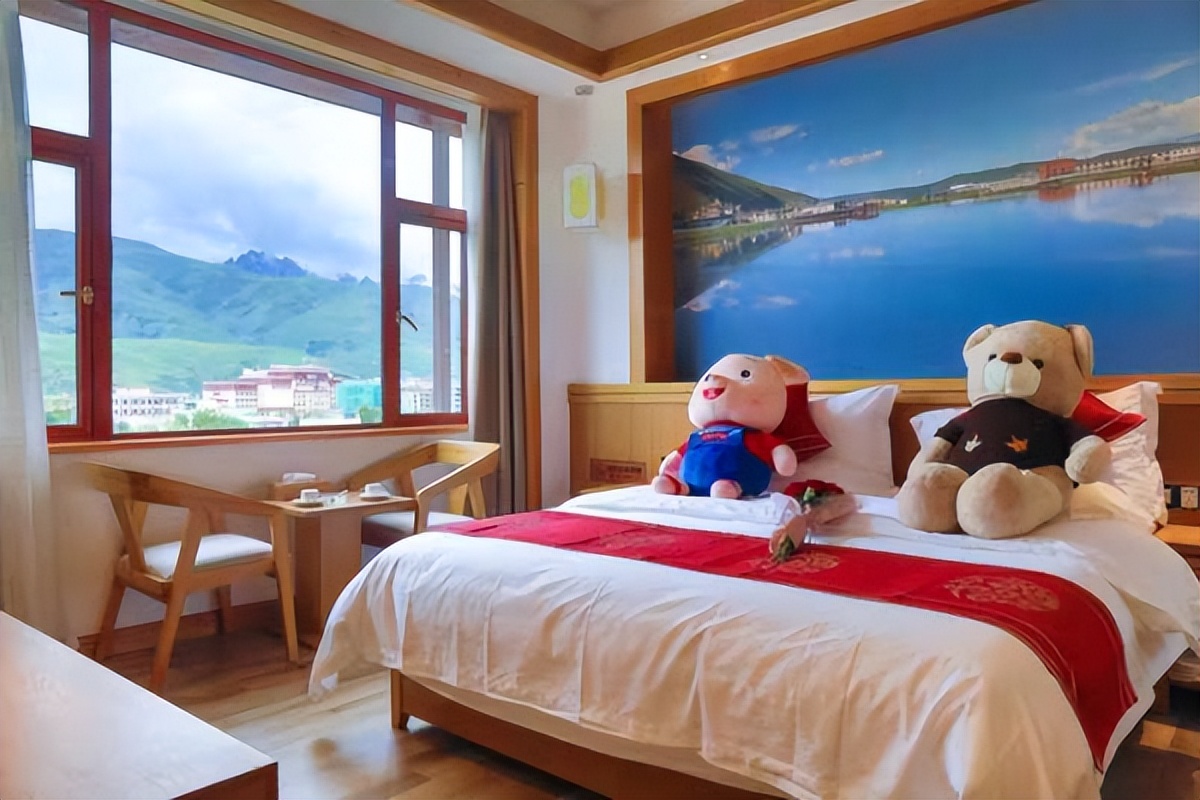 2022甘孜州热门酒店必住榜“香德尼玛温泉酒店”