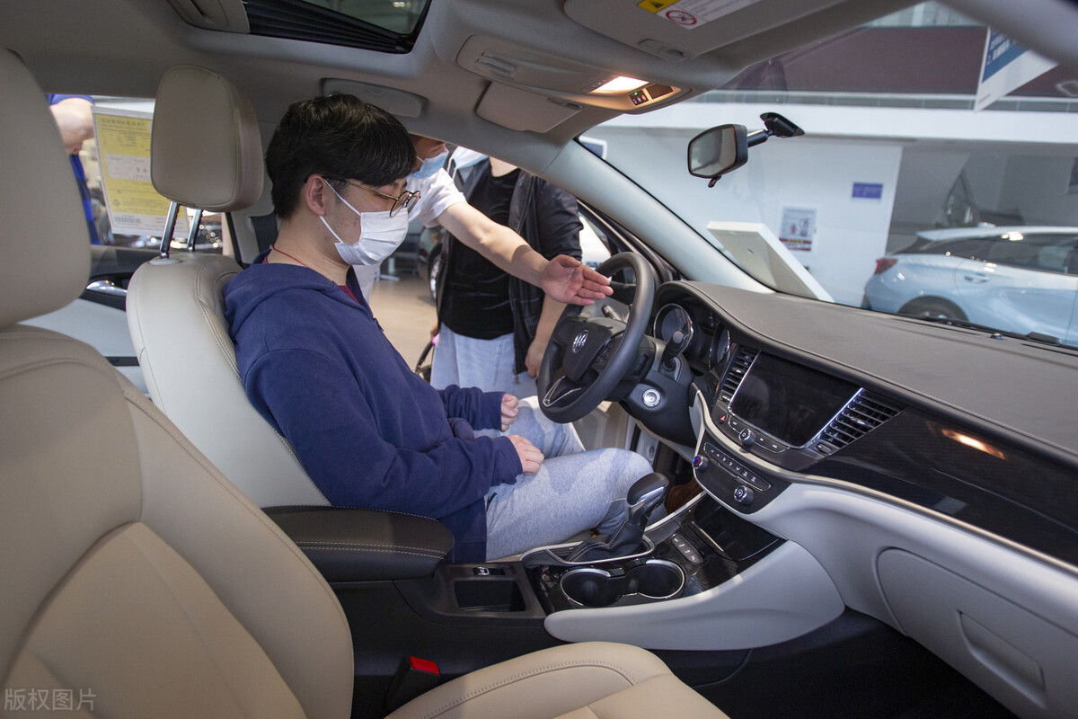 为什么别克君威二手车那么便宜,别克gl8特价车为啥那么便宜