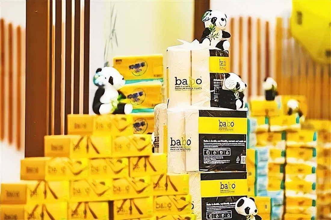 闈掔鏃呮父,鐪夊北闈掔