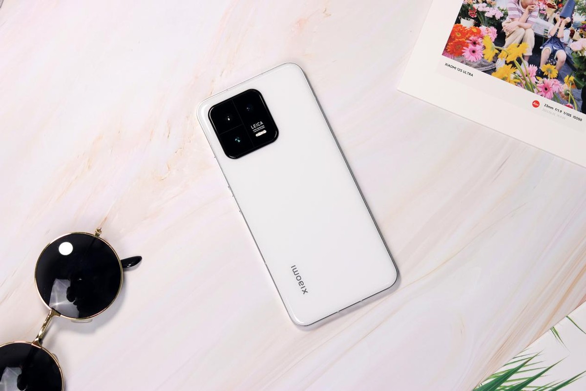 骁龙8gen2旗舰中哪款直面屏,骁龙8gen2旗舰机哪款屏幕最大