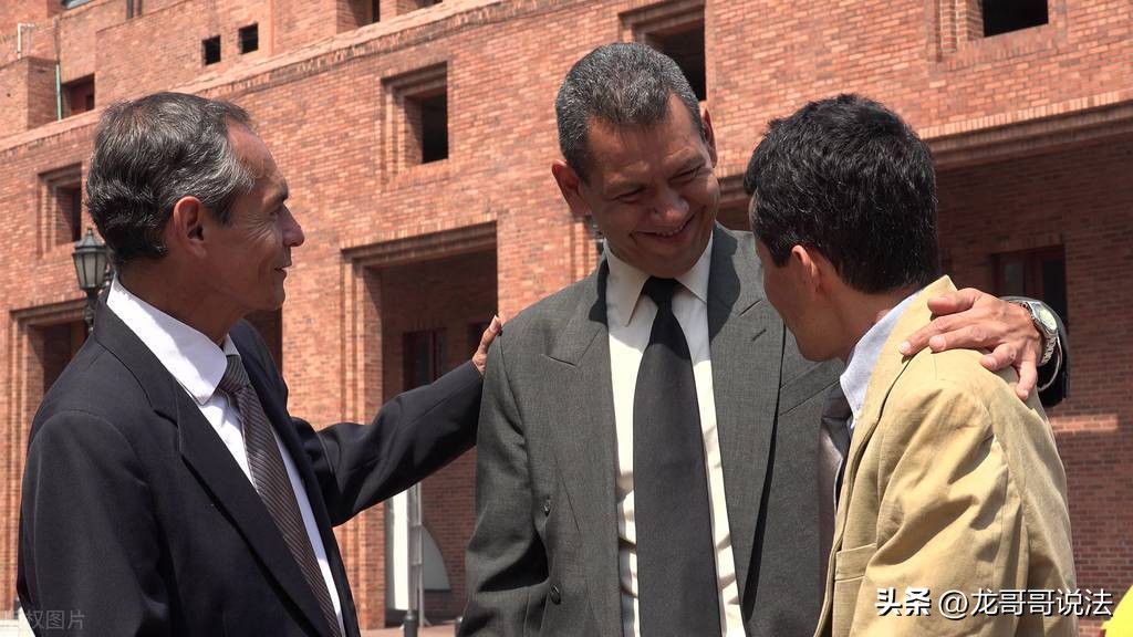 嫌疑人坚决否认犯罪行为，能否无罪释放？