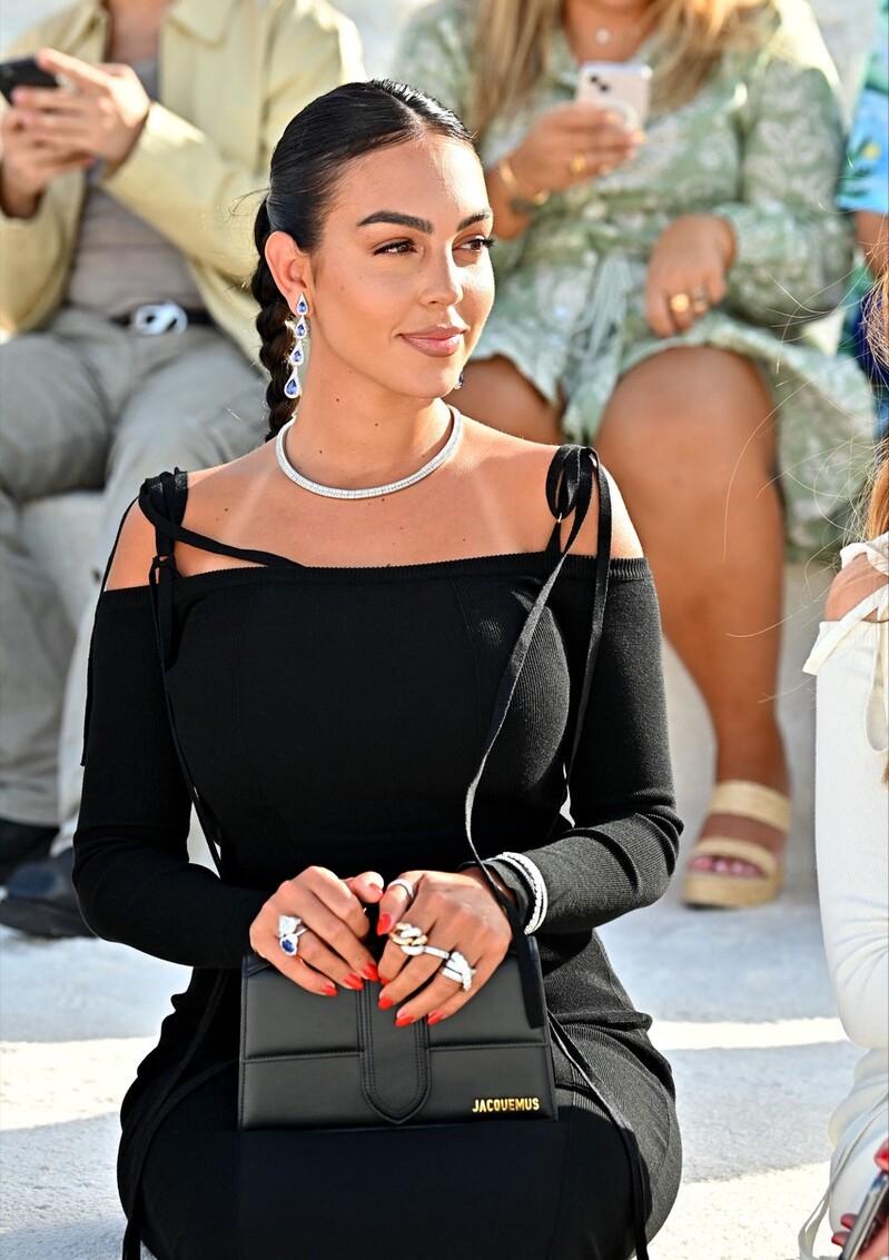 卡塔尔世界杯西班牙太太团来袭,卡塔尔世界杯球星们的豪华太太团