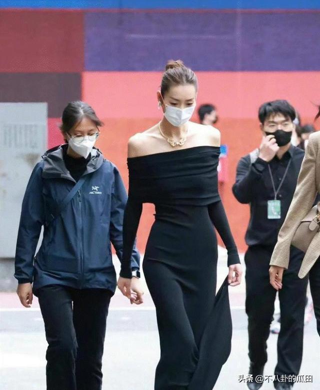 瘦到脱相的几位明星,12位瘦脱相的明星憔悴苍老