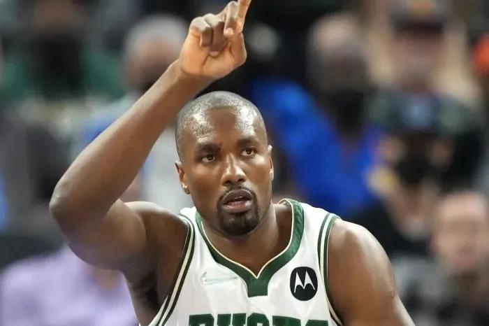 美媒列出了出生非洲的10名NBA球员，谁才是真正的非洲之王？