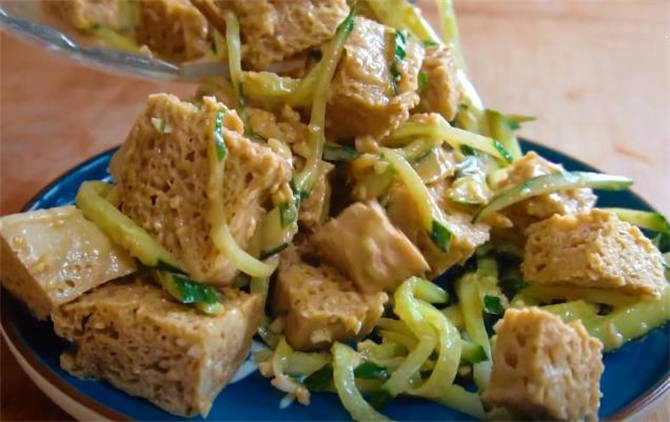 面粉自制面筋的家常做法,面筋粉怎么做面筋块