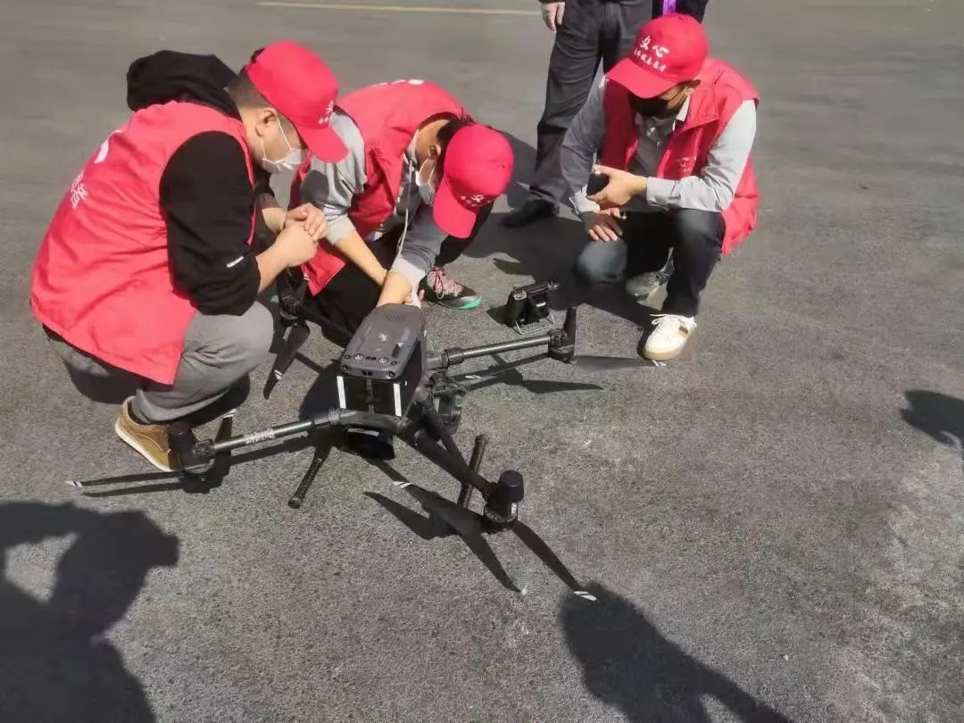 同心协力助力抗疫,坚守抗疫一线参与抗疫工作