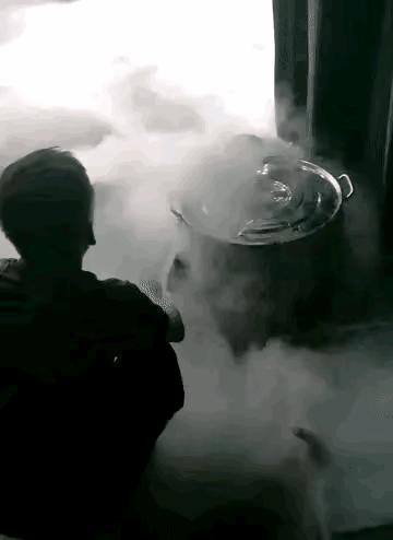 大美女的丘比特之箭已准备好射出，请你接箭