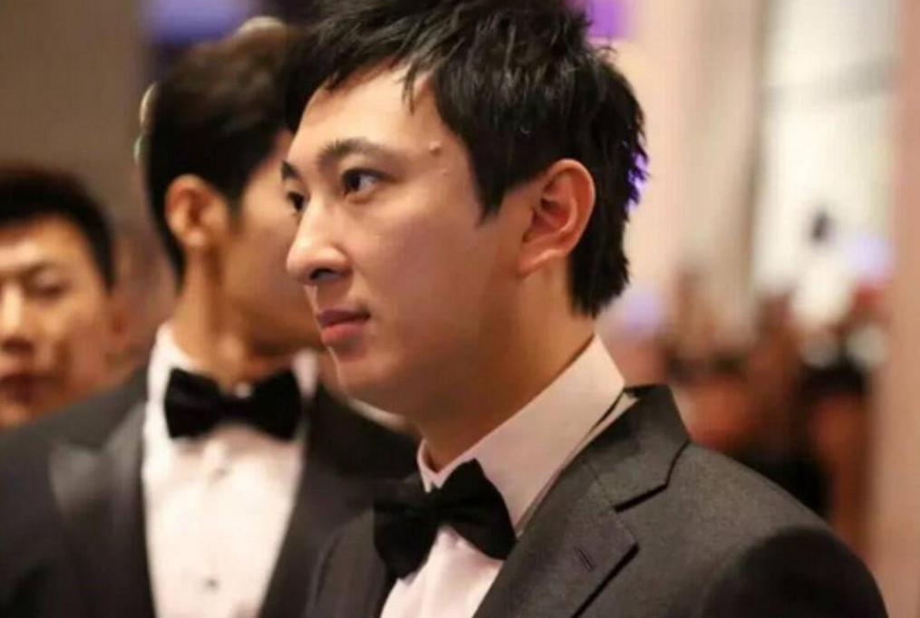 被王思聪嘲讽假富二代,富二代对王思聪的评价