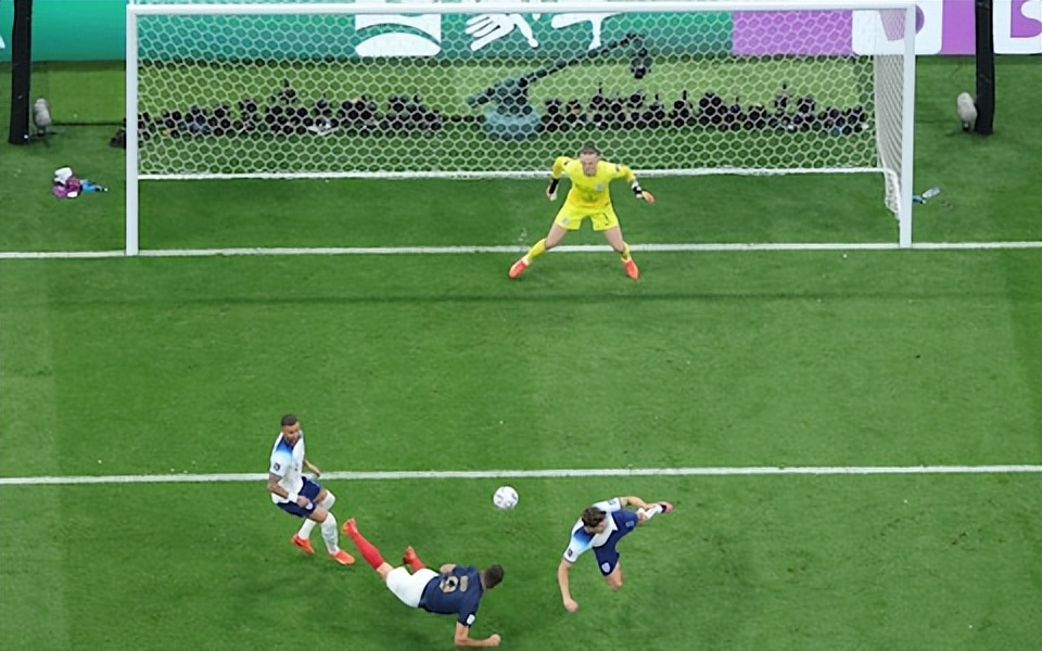 凯恩世界杯射丢点球回应,英格兰被淘汰痛哭图片