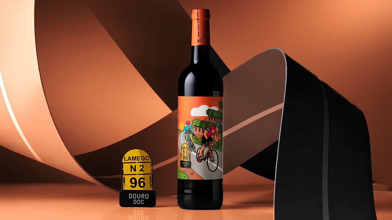 深圳红酒包装设计,背包款的酒