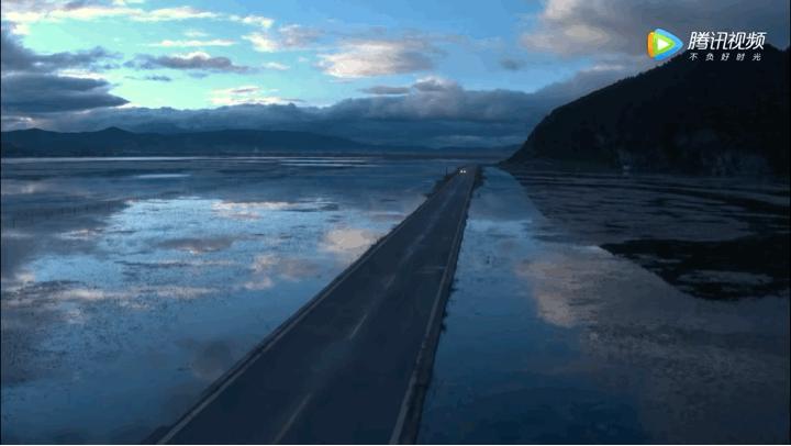 云南这次被挤爆，刘亦菲全责