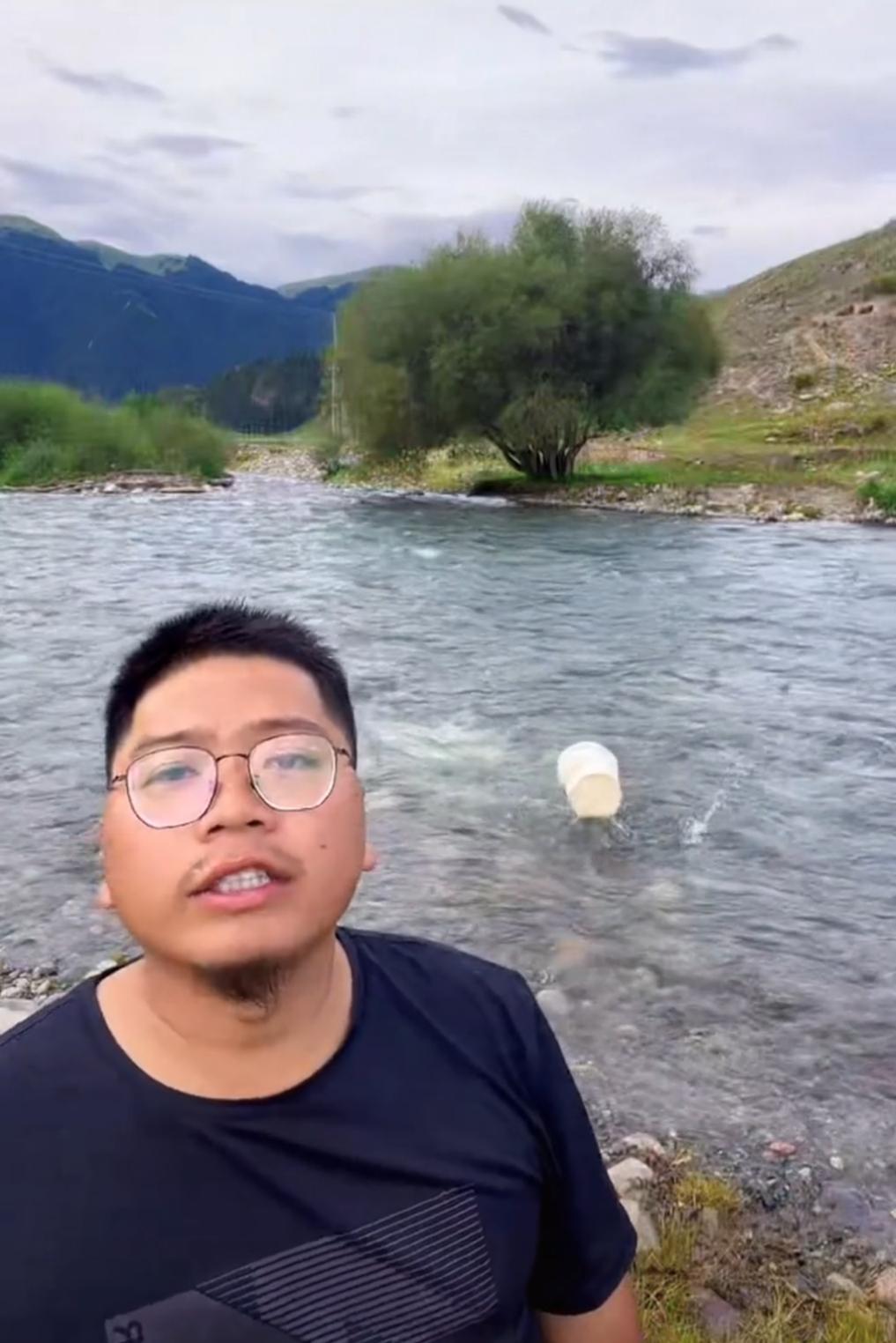 你这背景太假了模板高清,你这背景太假了模板素材