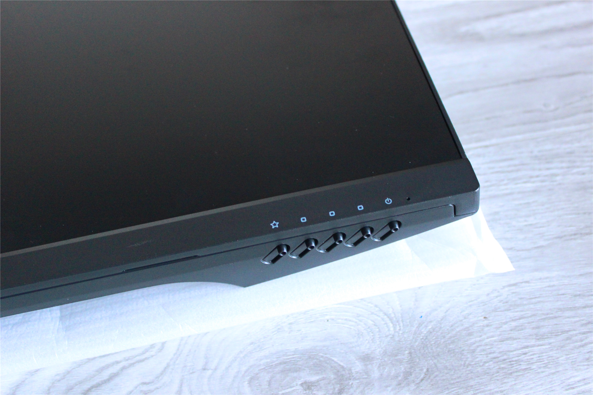 优派vx2762-4kmhdu60hz,千元电竞显示器240