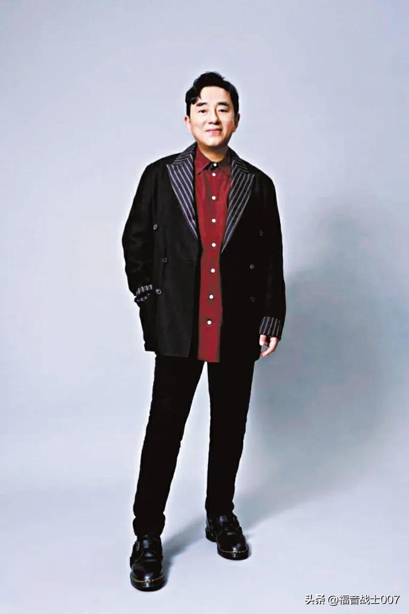 吕方粤语金曲怀旧演唱会,57岁吕方再度唱起经典