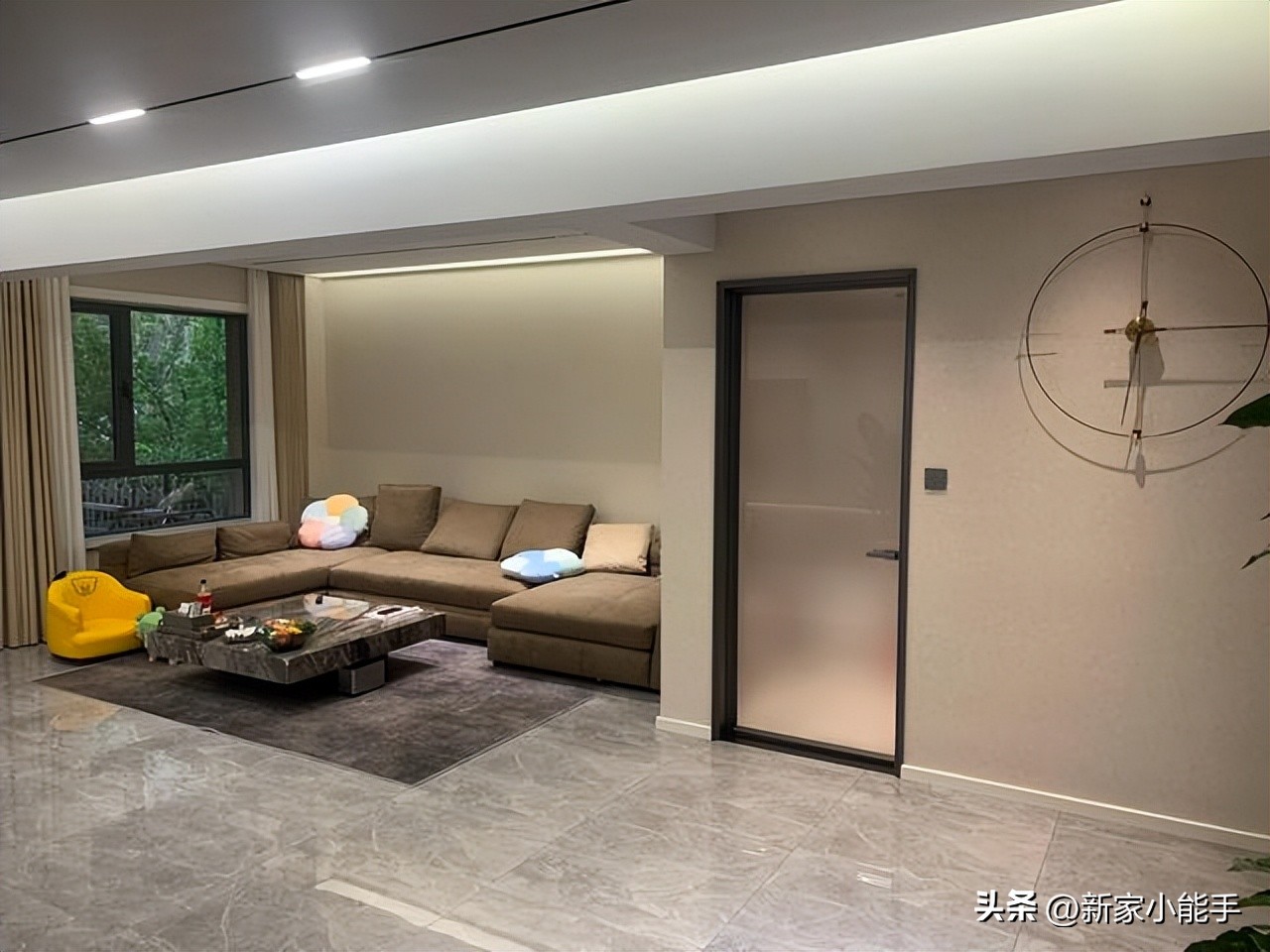 房屋轻奢风装修效果,房屋装修设计轻奢现代风