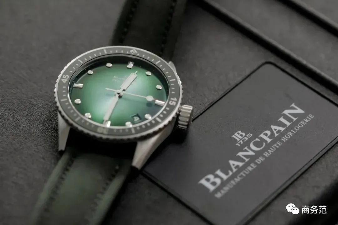 百达翡丽与Tiffany联名的鹦鹉螺,百达翡丽鹦鹉螺tiffany成交