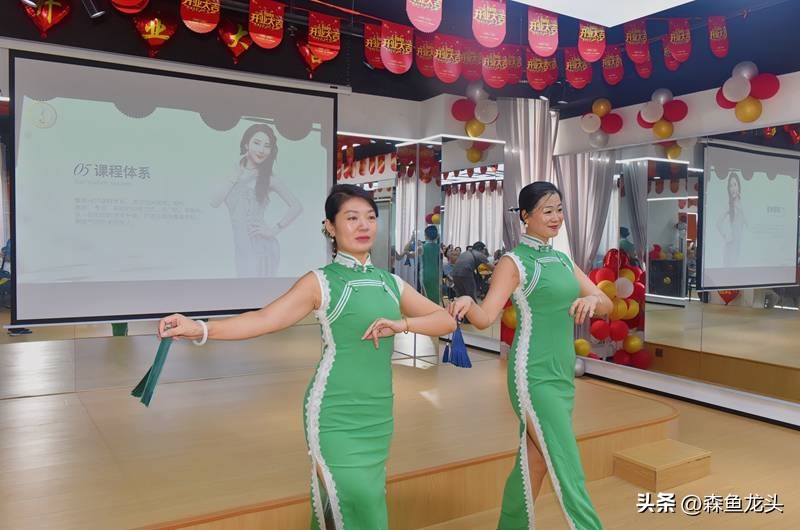 娴峰崡鎴愪汉鑸炶箞褰綋鍩硅瀛︽牎,闆嗙編鍋ヨ韩濉戝舰鑸炶箞瀛﹂櫌骞垮窞鐣